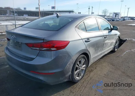 2018 Hyundai Elantra Sel z USA, uszkodzony, nr VIN 5NPD84LF4JH333520